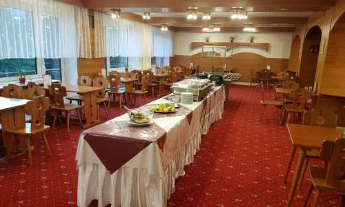 Hotelová restaurace